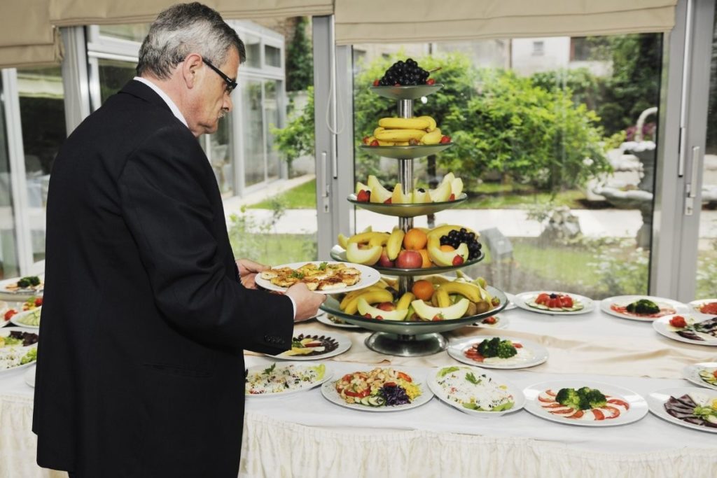 20 Catering Food Ideas For Funerals