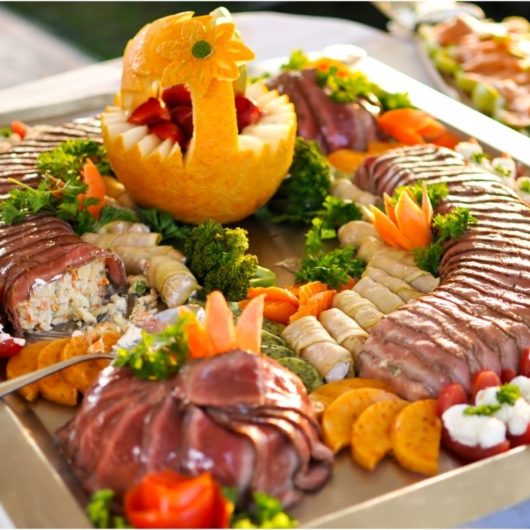 20-catering-food-ideas-for-large-groups-eatability