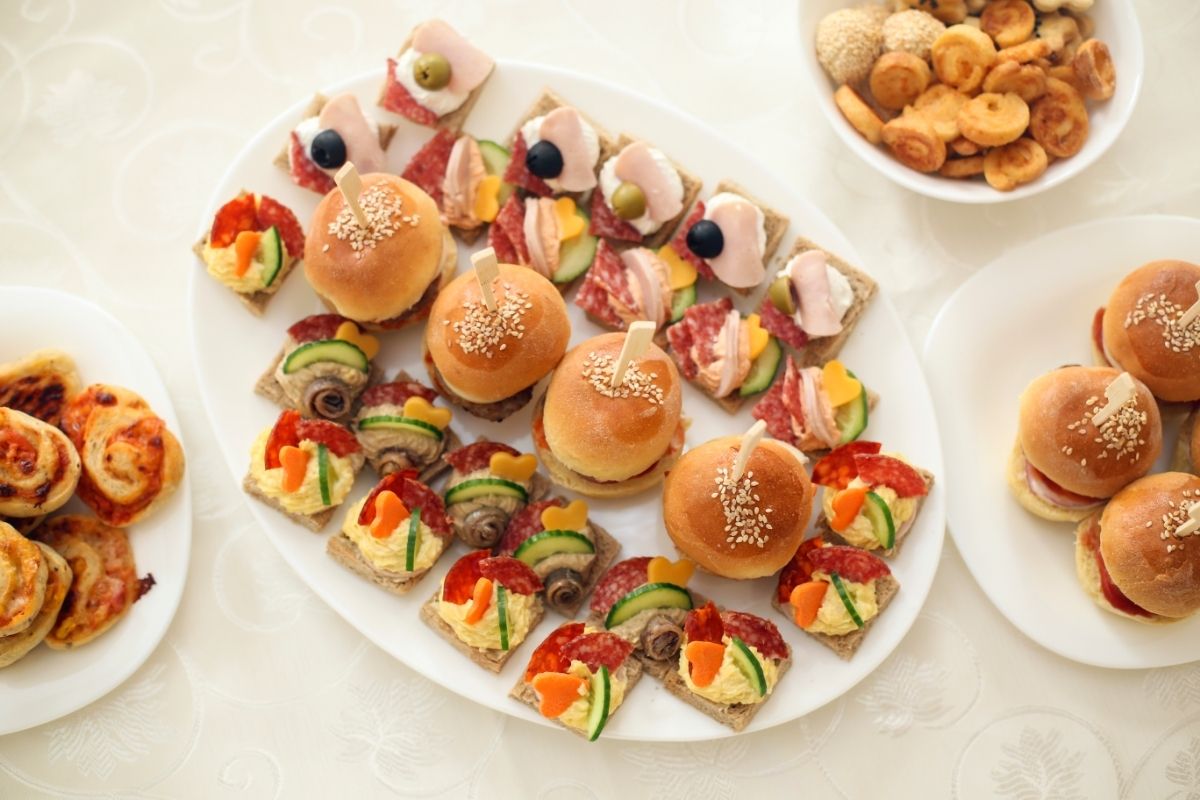 Jeeta Catering: Guide To Menu, Prices, And More