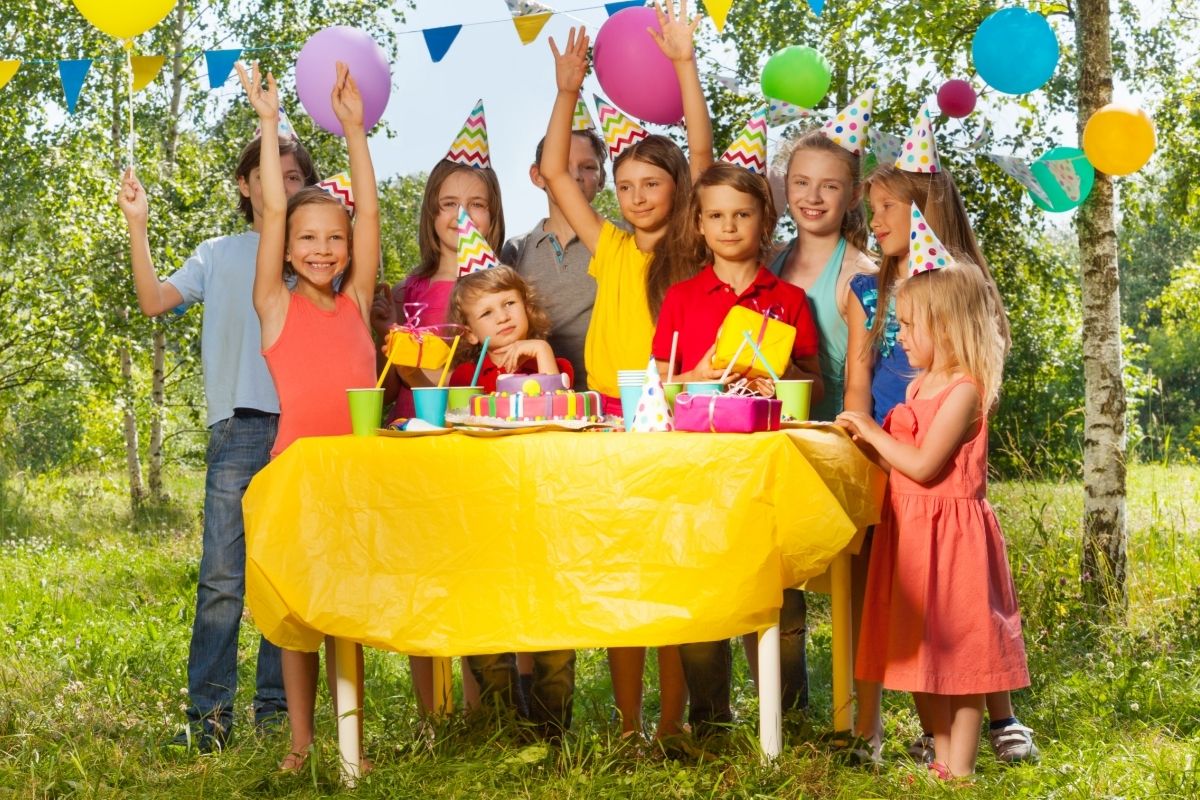Outdoor Party - catering food ideas for birthday parties