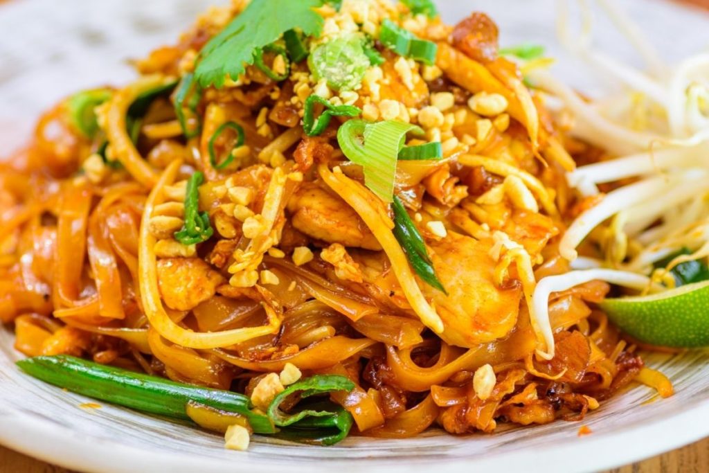 Pad Thai - food ideas for catering vans and food trucks
