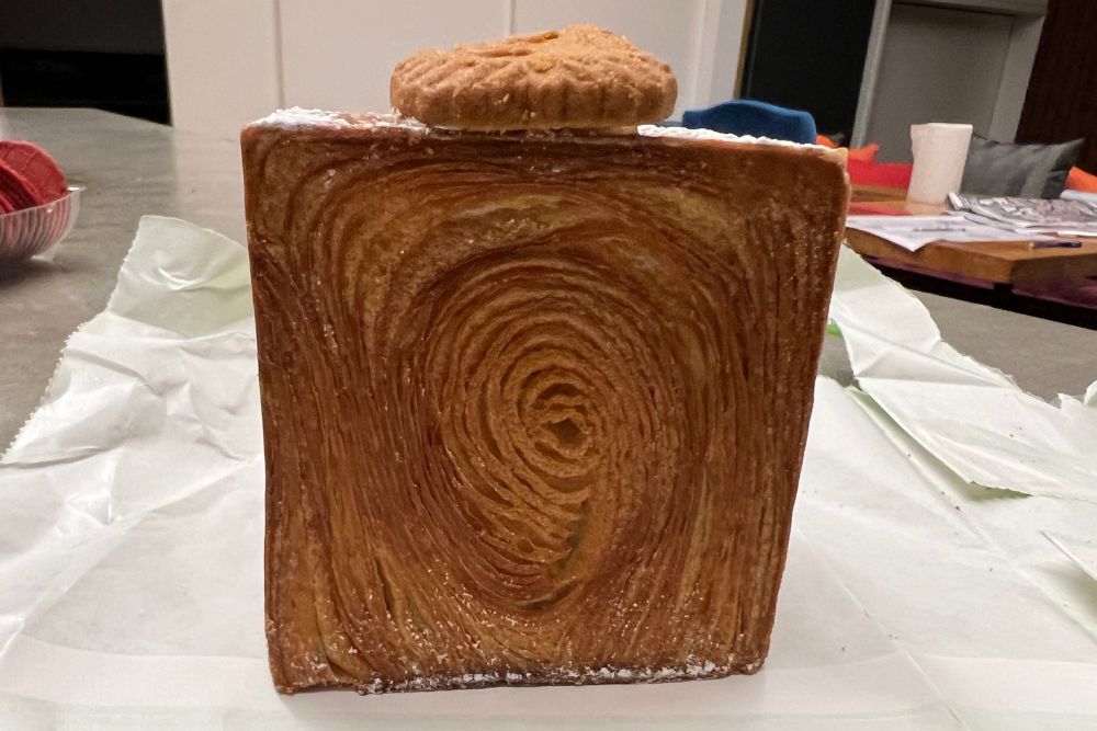 #1000 Bread - Cube Croissant swirls
