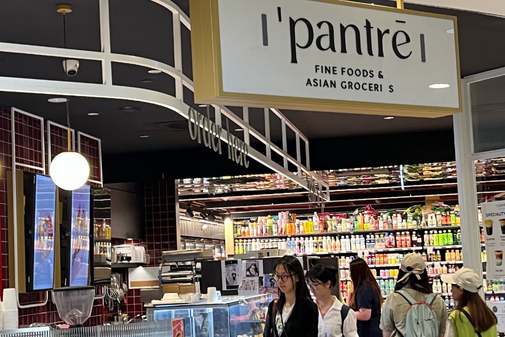 Pantre - Melbourne Central - Inside and shelves
