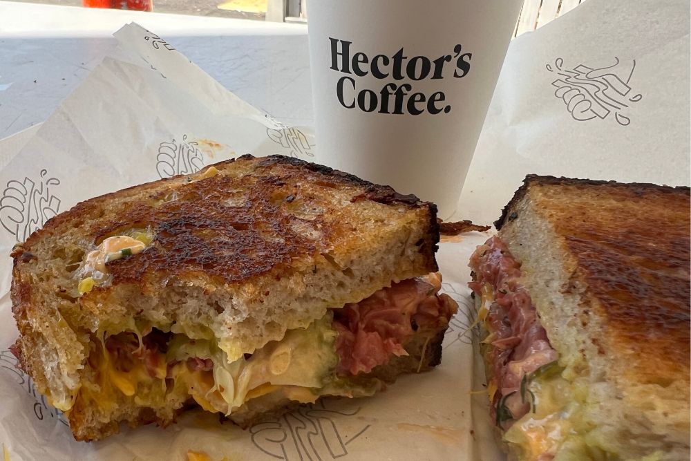 Hector's Deli - Coffee & Sandwich close
