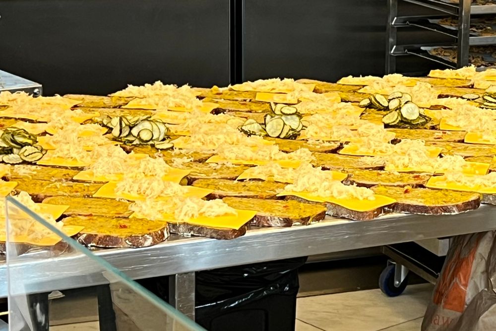 Hector's Deli - Hector's Bakery, - Sandwich production.