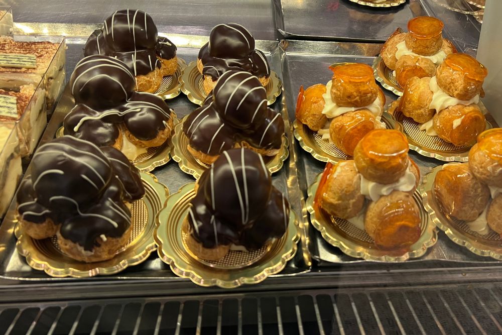Brunetti - Choux Buns - Best Bakeries in Melbourne