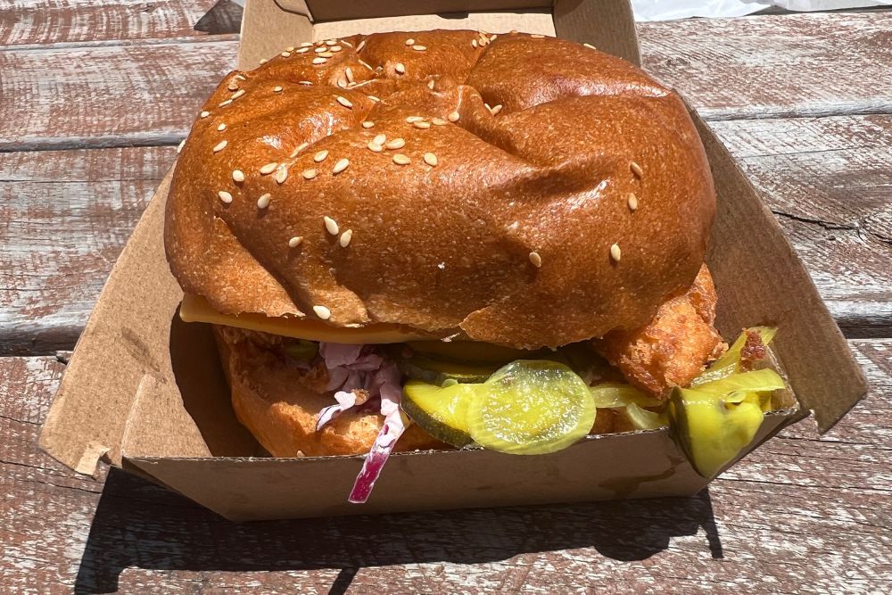 Best Fish and Chips Places in Perth - Fish Burger - Kiosk Mornington