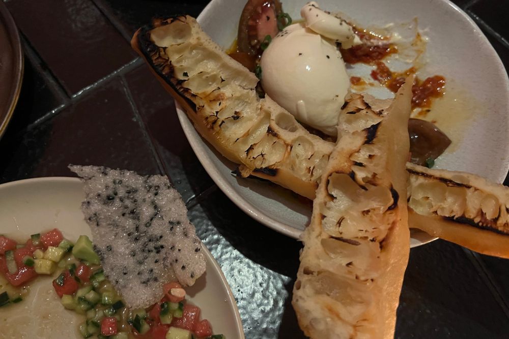 The George on Collins - Kingfish Ceviche & Burrata