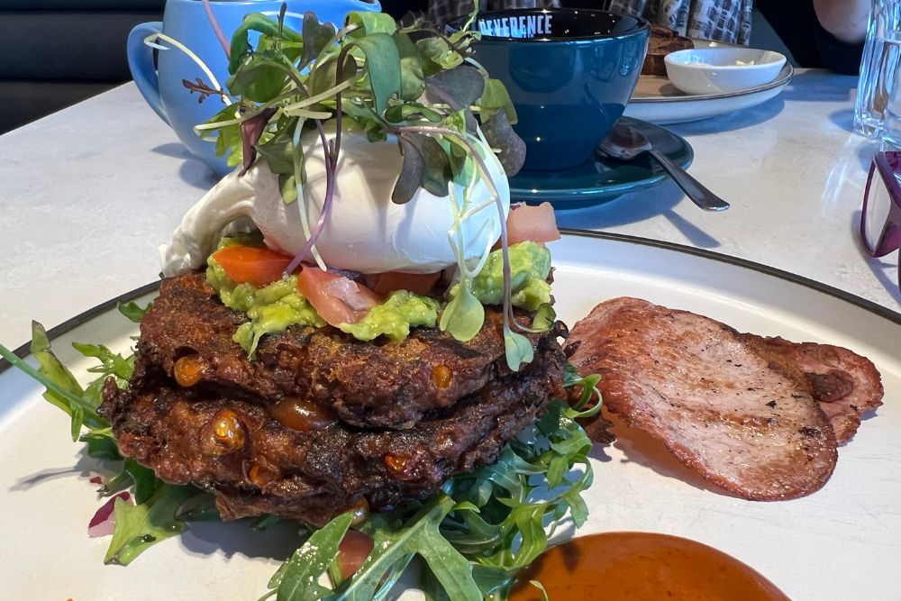 Fritters and Egg - Mr Burton - Best Cafes in Brisbane