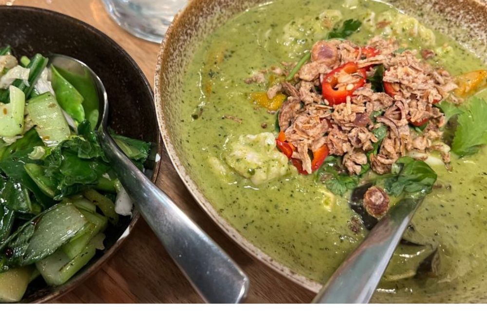 Greenhart - Chicken Green Curry & Greens - V Close - Best Thai Restaurants in Perth
