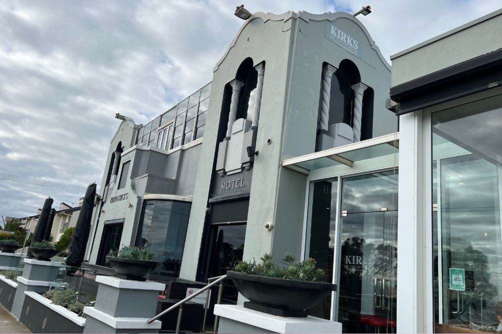 Kirks on the Esplanade - Best restaurants in Mornington.